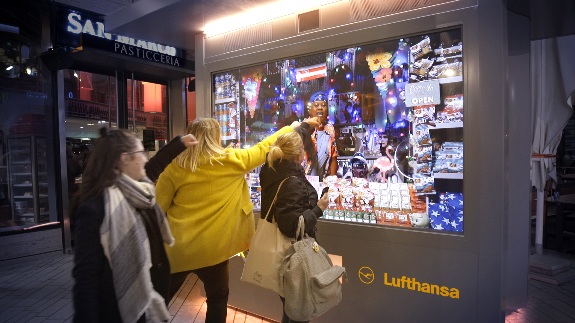 Lufthansa_ReiseKiosk_Bombfist